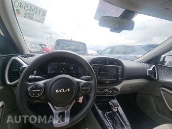 2025 Kia Soul LX - miniatura 11