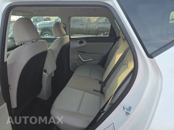 2025 Kia Soul LX - miniatura 13