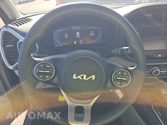 2025 Kia Soul LX - miniatura 10