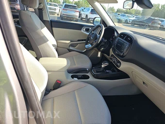 2025 Kia Soul LX - miniatura 8