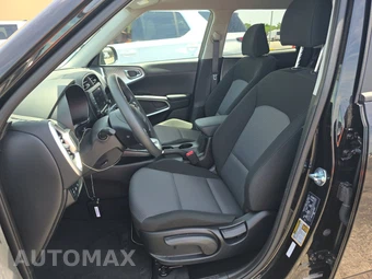 2025 Kia Soul LX - miniatura 7