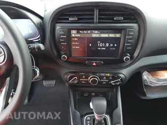 2025 Kia Soul LX - miniatura 11
