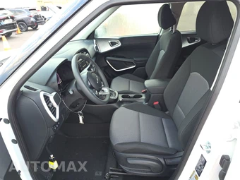 2025 Kia Soul LX - miniatura 7