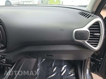 2025 Kia Soul LX - miniatura 19