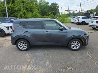 2025 Kia Soul LX - miniatura 4