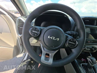 2025 Kia Soul LX - miniatura 10