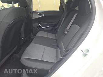2025 Kia Soul LX - miniatura 13