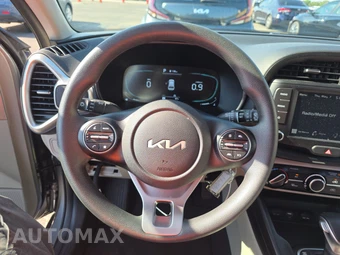 2025 Kia Soul LX - miniatura 10