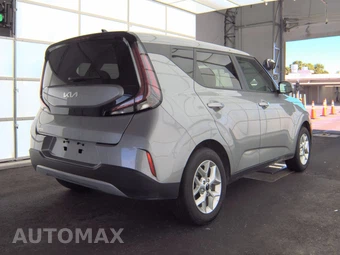 2025 Kia Soul LX - miniatura 4