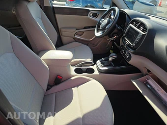 2025 Kia Soul LX - miniatura 8