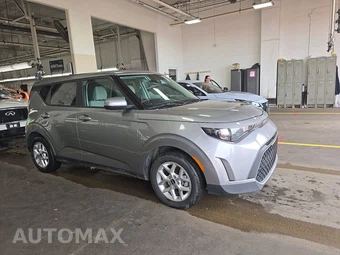 2025 Kia Soul LX - miniatura 3