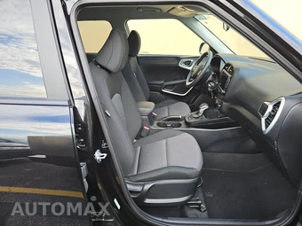2025 Kia Soul LX - miniatura 8