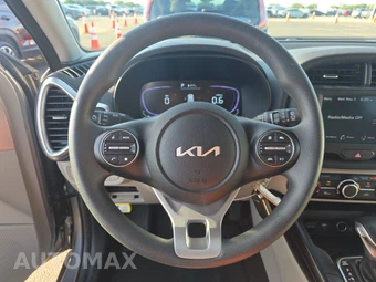2025 Kia Soul LX - miniatura 10