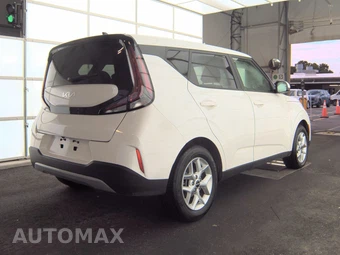 2025 Kia Soul LX - miniatura 4