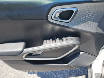 2025 Kia Soul LX - miniatura 9