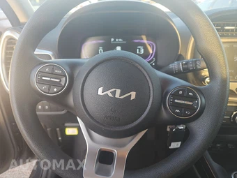 2025 Kia Soul LX - miniatura 10