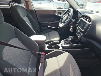 2025 Kia Soul LX - miniatura 8