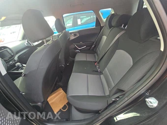 2025 Kia Soul LX - miniatura 13