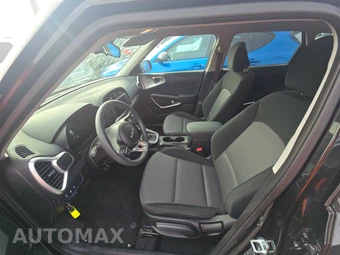 2025 Kia Soul LX - miniatura 7