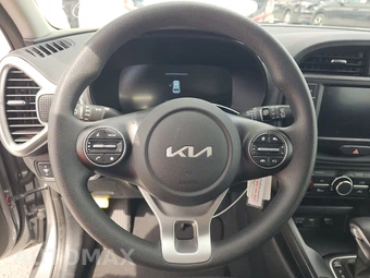 2025 Kia Soul LX - miniatura 10