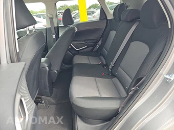2025 Kia Soul LX - miniatura 13