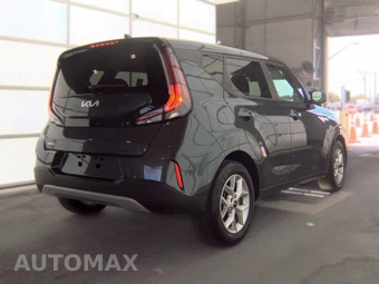 2025 Kia Soul LX - miniatura 4