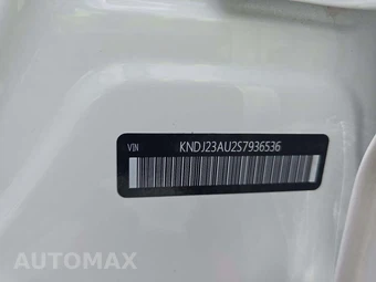 2025 Kia Soul LX - miniatura 2
