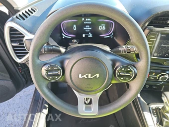 2025 Kia Soul LX - miniatura 10