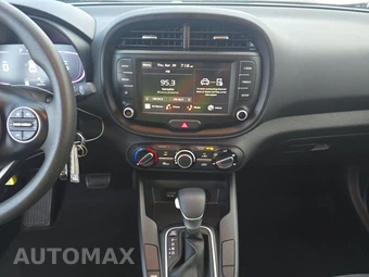 2025 Kia Soul LX - miniatura 11