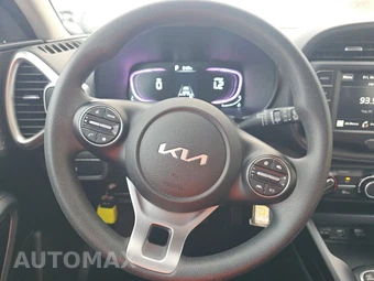 2025 Kia Soul LX - miniatura 10