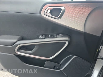 2025 Kia Soul LX - miniatura 9