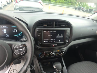 2025 Kia Soul LX - miniatura 11