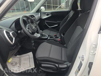 2025 Kia Soul LX - miniatura 7