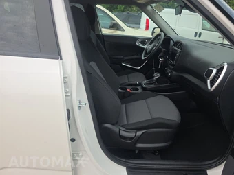2025 Kia Soul LX - miniatura 8
