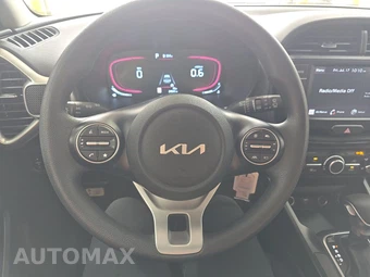 2025 Kia Soul LX - miniatura 10