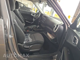 2025 Kia Soul LX - miniatura 8