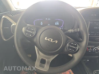 2025 Kia Soul LX - miniatura 10