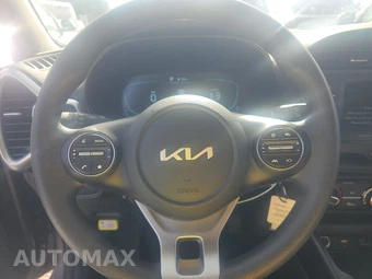 2025 Kia Soul LX - miniatura 10