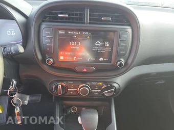 2025 Kia Soul LX - miniatura 11