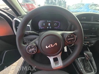 2025 Kia Soul LX - miniatura 10