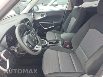 2025 Kia Soul LX - miniatura 7