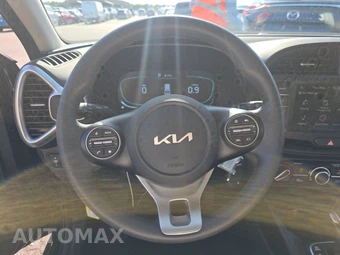 2025 Kia Soul LX - miniatura 10
