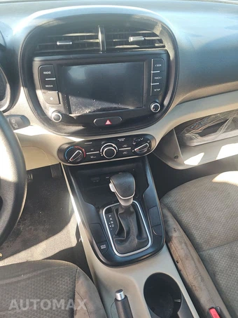 2025 Kia Soul LX - miniatura 11
