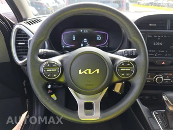 2025 Kia Soul LX - miniatura 10