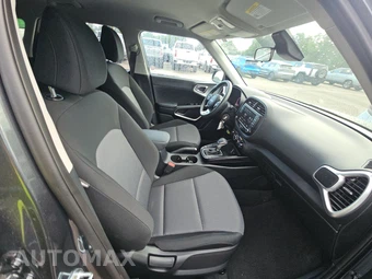 2025 Kia Soul LX - miniatura 8