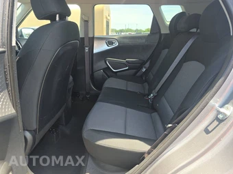 2025 Kia Soul LX - miniatura 13