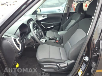 2025 Kia Soul LX - miniatura 7