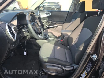 2025 Kia Soul LX - miniatura 7
