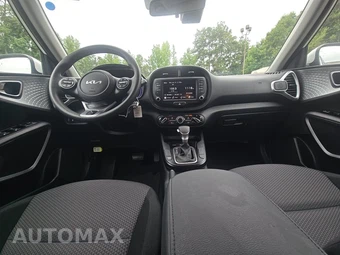 2025 Kia Soul LX - miniatura 11