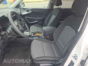 2025 Kia Soul LX - miniatura 7